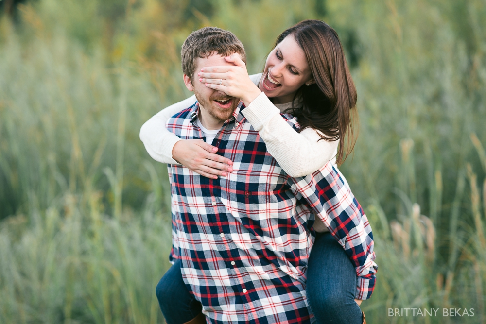 Indepedence Grove Engagement Photos - Chicago Engagement_0006