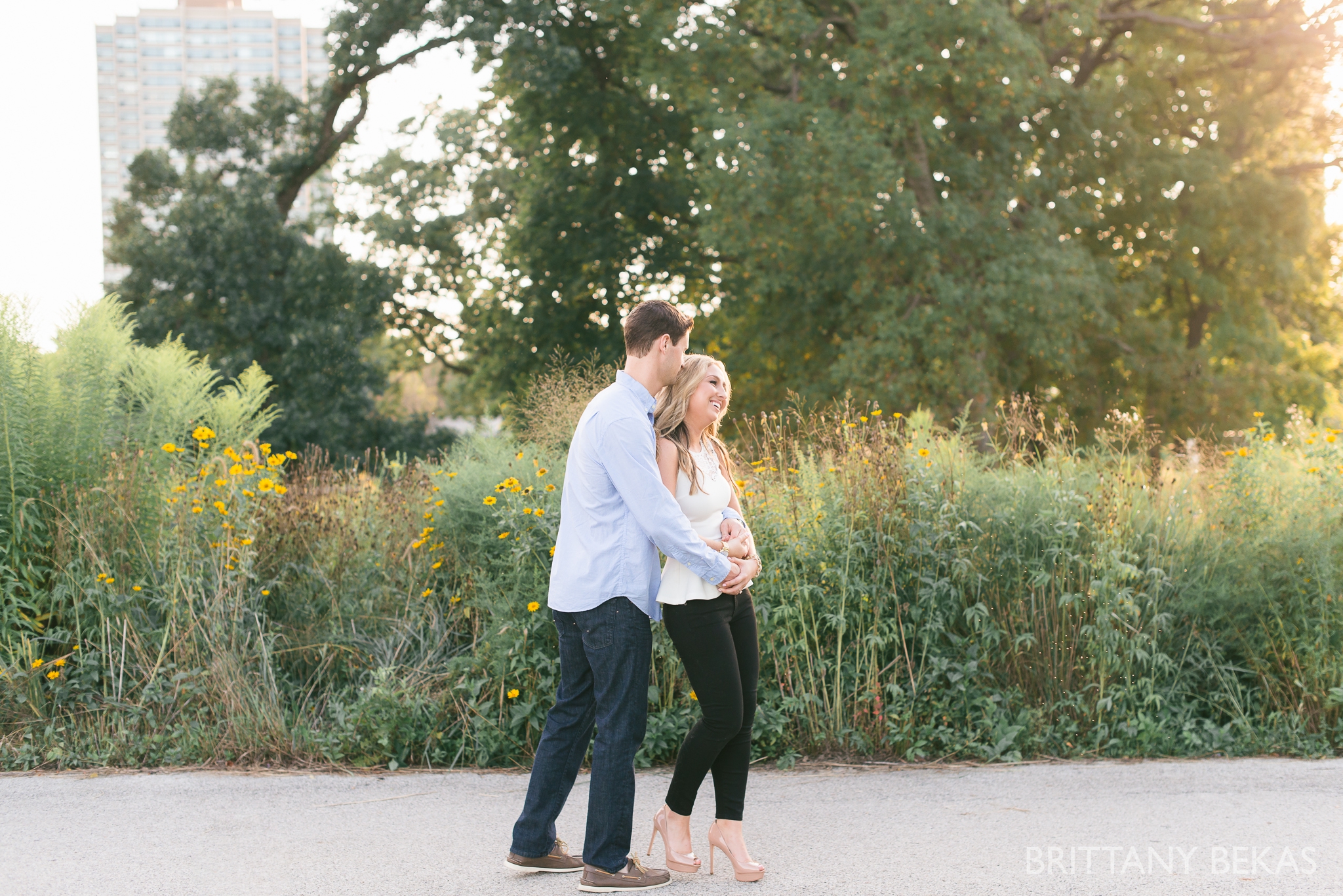 lincoln-park-chicago-engagement-photos-brittany-bekas-photography_0023
