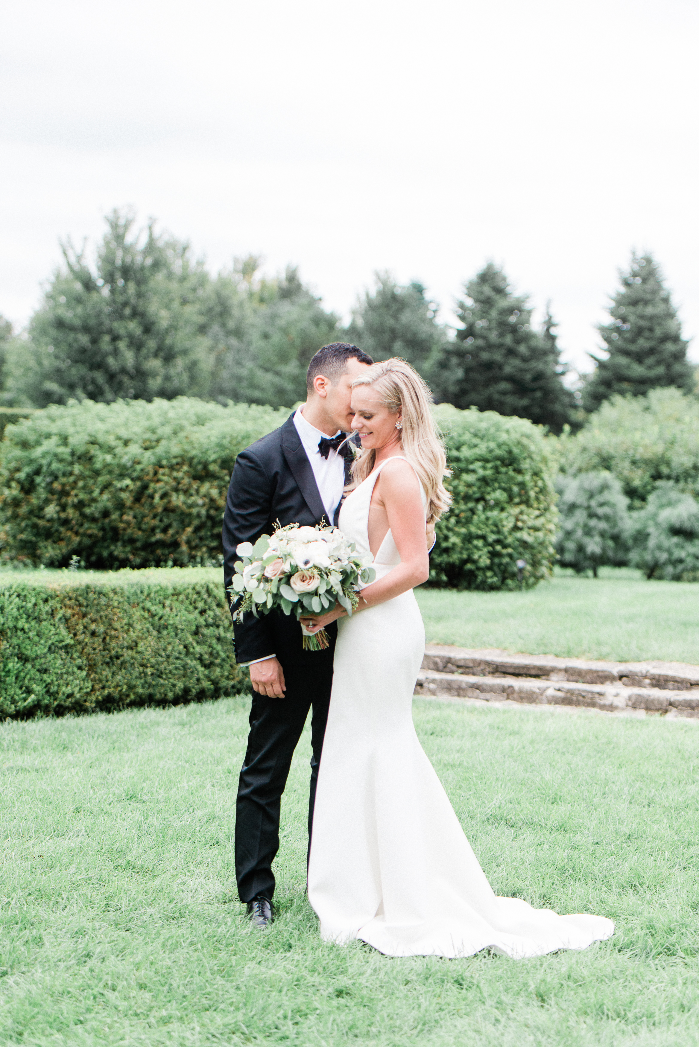 Outdoor Wedding Venues Light + Air Chicago Wedding and Engagement Photographer - Morton Arboretum  Wedding Photos