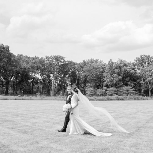Fine Art Wedding Photos at the Knollwood Country Club in Lake Forest // Maggie + Nick