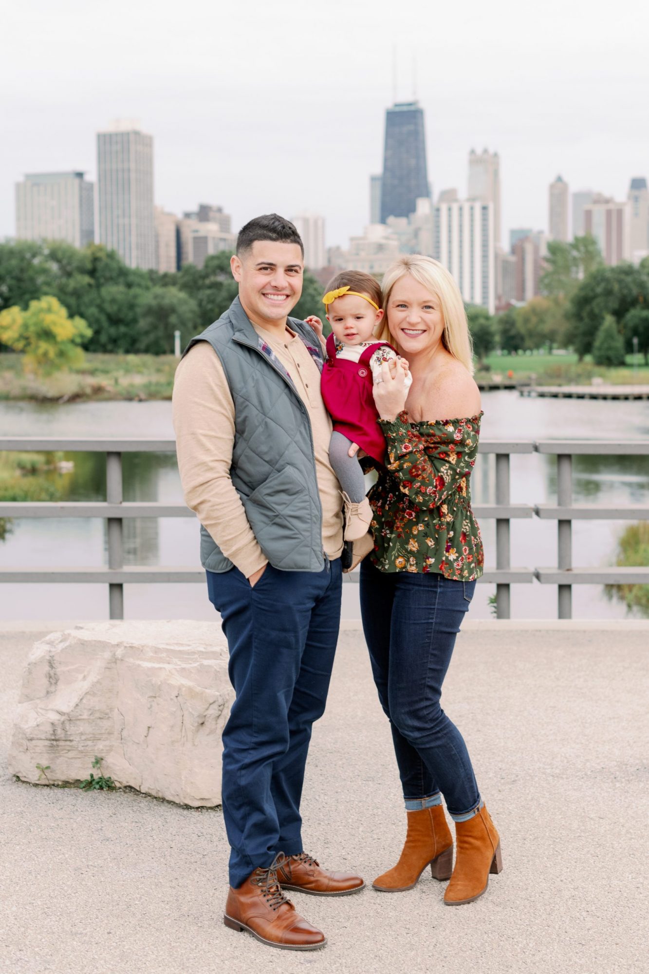 chicago family photo locations - lincoln park family lifestyle photographer