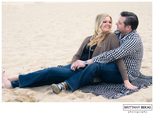 Oak Street Beach Chicago Engagement // Brittany Bekas Photography // Chicago + desintation wedding and lifestyle photographer