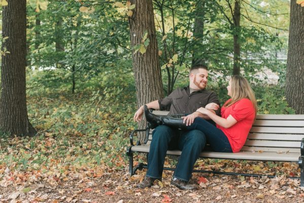 Chicago Engagement Graue Mill Engagement Photos_0009