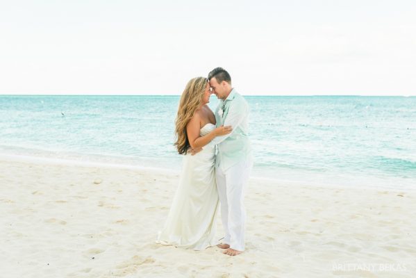 Grand Cayman Seven Mile Beach Trash the Dress Wedding Photos_0001