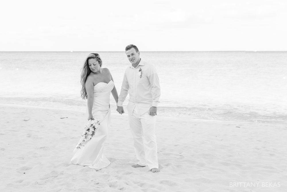 Grand Cayman Seven Mile Beach Trash the Dress Wedding Photos_0002