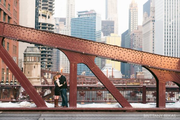 Chicago Board of Trade Lasalle Street Bridge Engagement Photos_0014