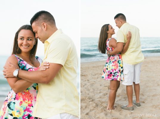 Chicago Engagement Oak Street Beach Engagement Photos_0053