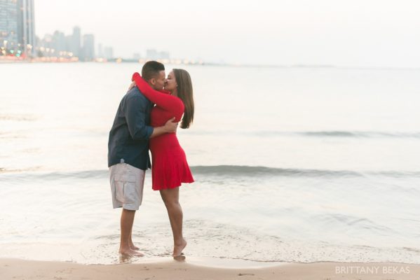 Chicago Engagement Oak Street Beach Engagement Photos_0060