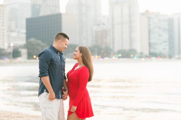 Chicago Engagement Oak Street Beach Engagement Photos_0068