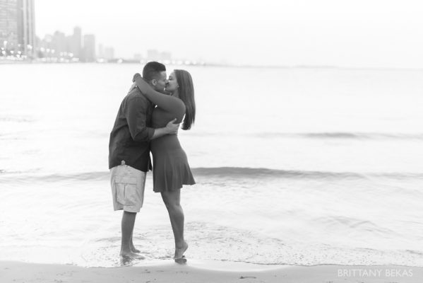 Chicago Engagement Oak Street Beach Engagement Photos_0070