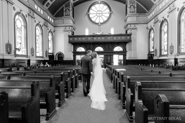 Chicago Wedding – St. Andrew + Room 1520 Wedding Photos_0025