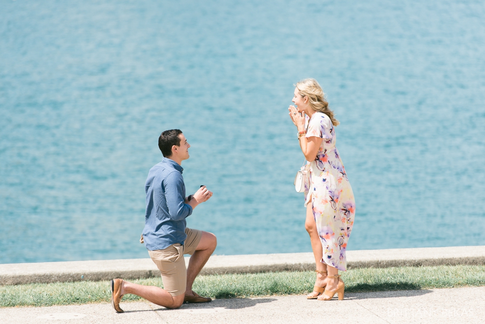 Chicago Proposal Photography - Chicago Engagement Photos_0003