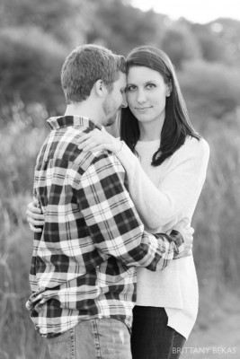 Indepedence Grove Engagement Photos – Chicago Engagement_0009