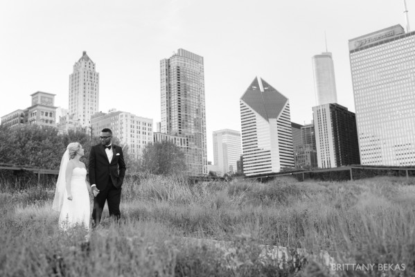 Chicago Wedding – Chicago Yacht Club Wedding Photos_0030