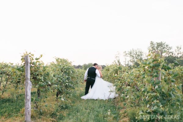 New Buffalo Wedding – Willow Harbor Vineyards Wedding Photos – Brittany Bekas Photography_0057