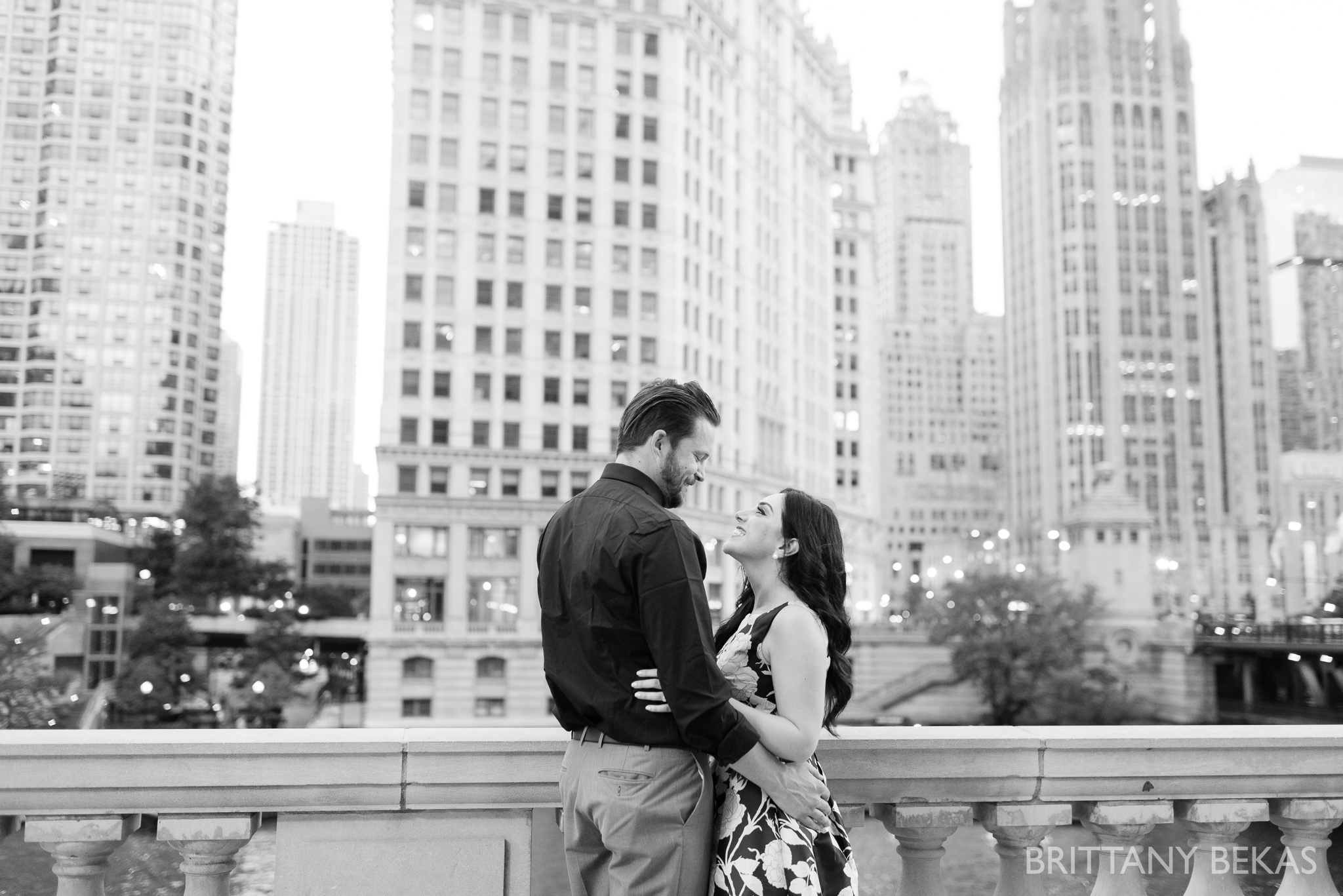 Chicago Riverwalk Engagement Photos - Brittany Bekas Photography_0008