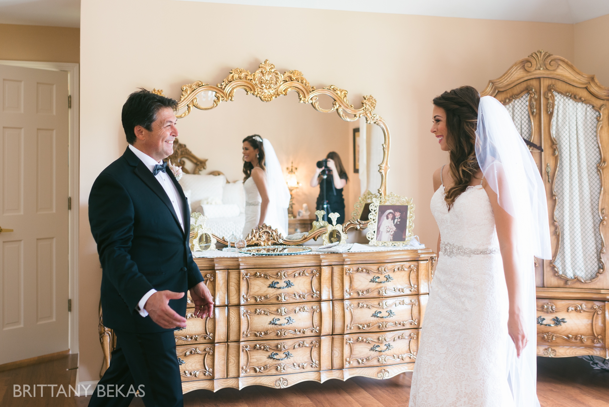 Chicago Wedding Photos St Edmunds + Concorde Banquets- Brittany Bekas Photography_0011