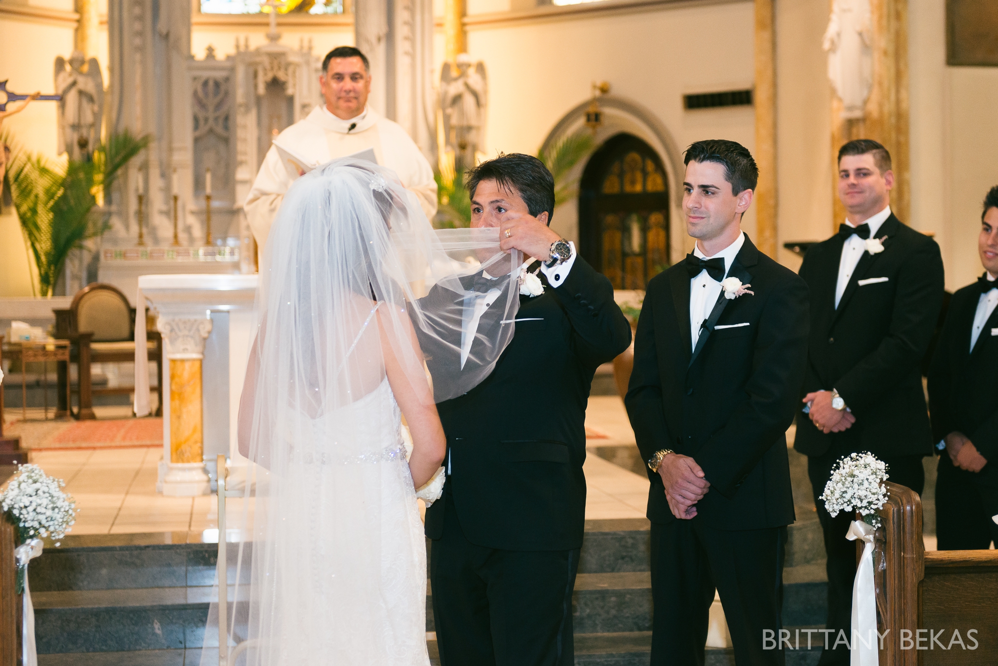 Chicago Wedding Photos St Edmunds + Concorde Banquets- Brittany Bekas Photography_0014