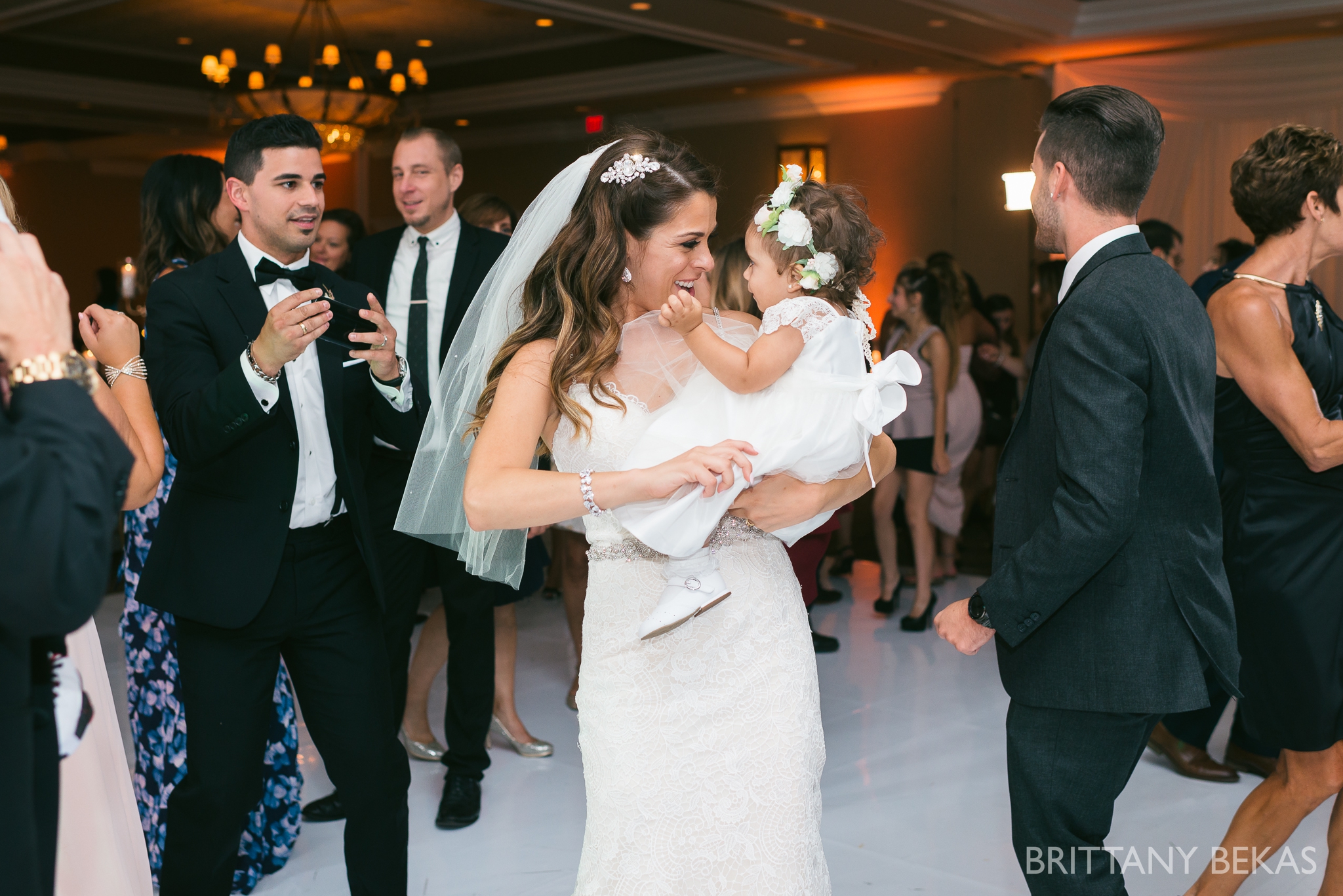 Chicago Wedding Photos St Edmunds + Concorde Banquets- Brittany Bekas Photography_0041