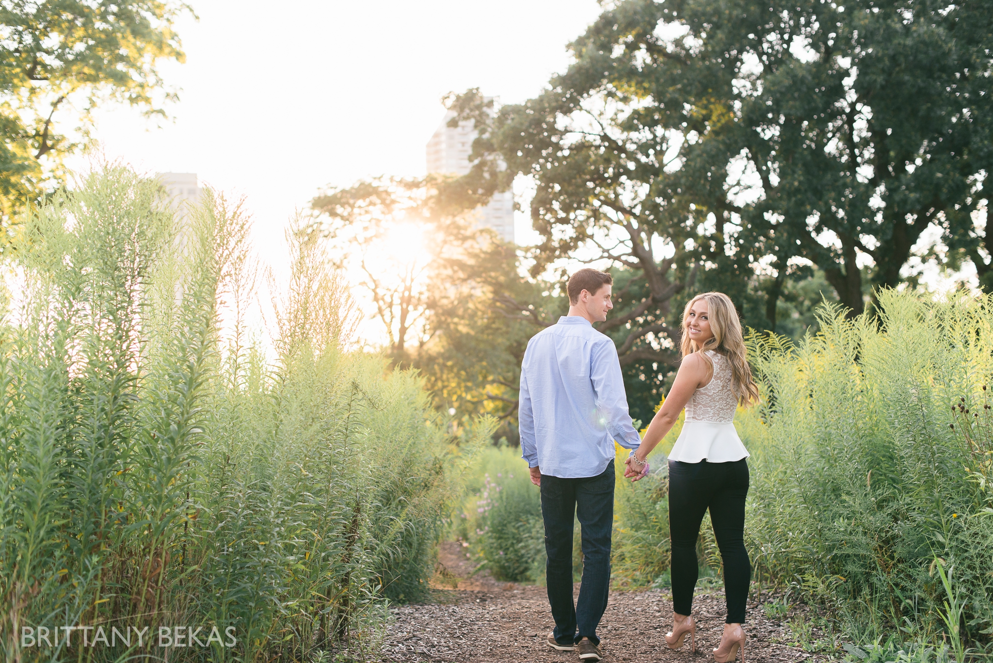 lincoln-park-chicago-engagement-photos-brittany-bekas-photography_0012
