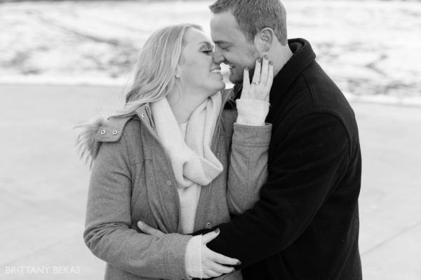 naperville-riverwalk-engagement-photos-chicago-engagement_0024