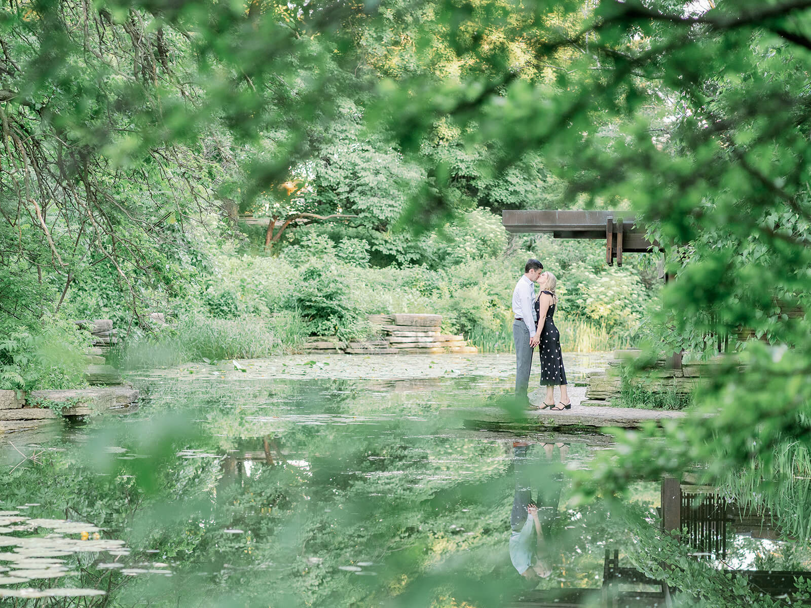 Alfred Caldwell Lily Pool | Chicago Wedding Photo Spot