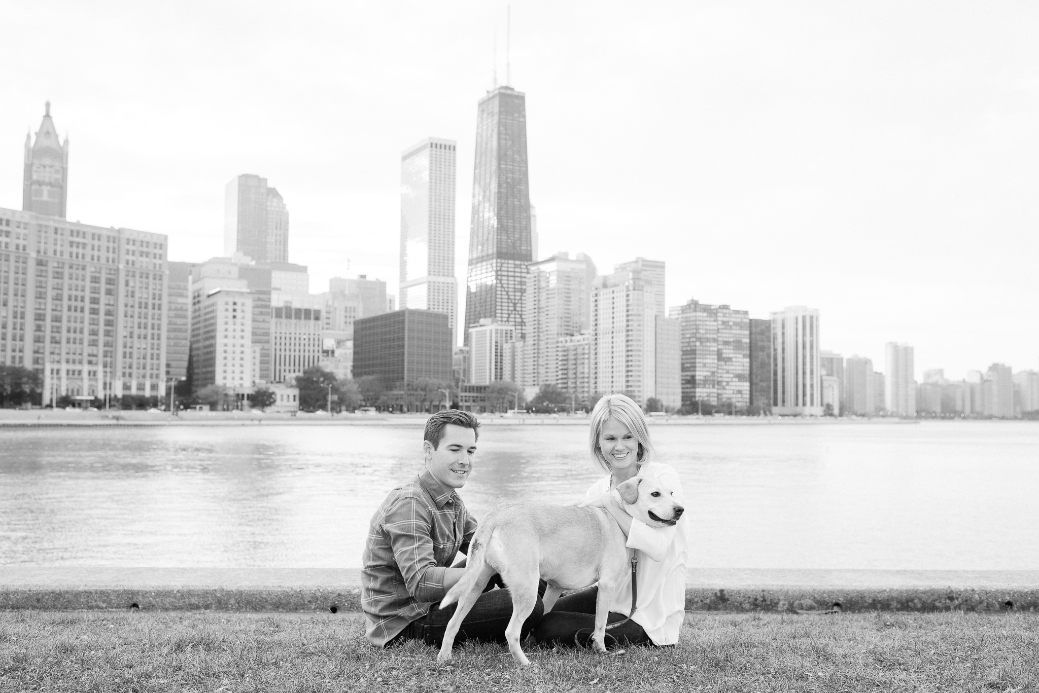 chicago engagement photos with skyline - olive park