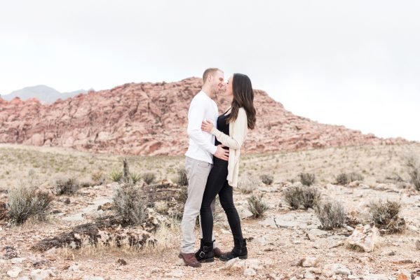 Las Vegas Red Rock Canyon Engagement Photos – Las Vegas Photographer_0012