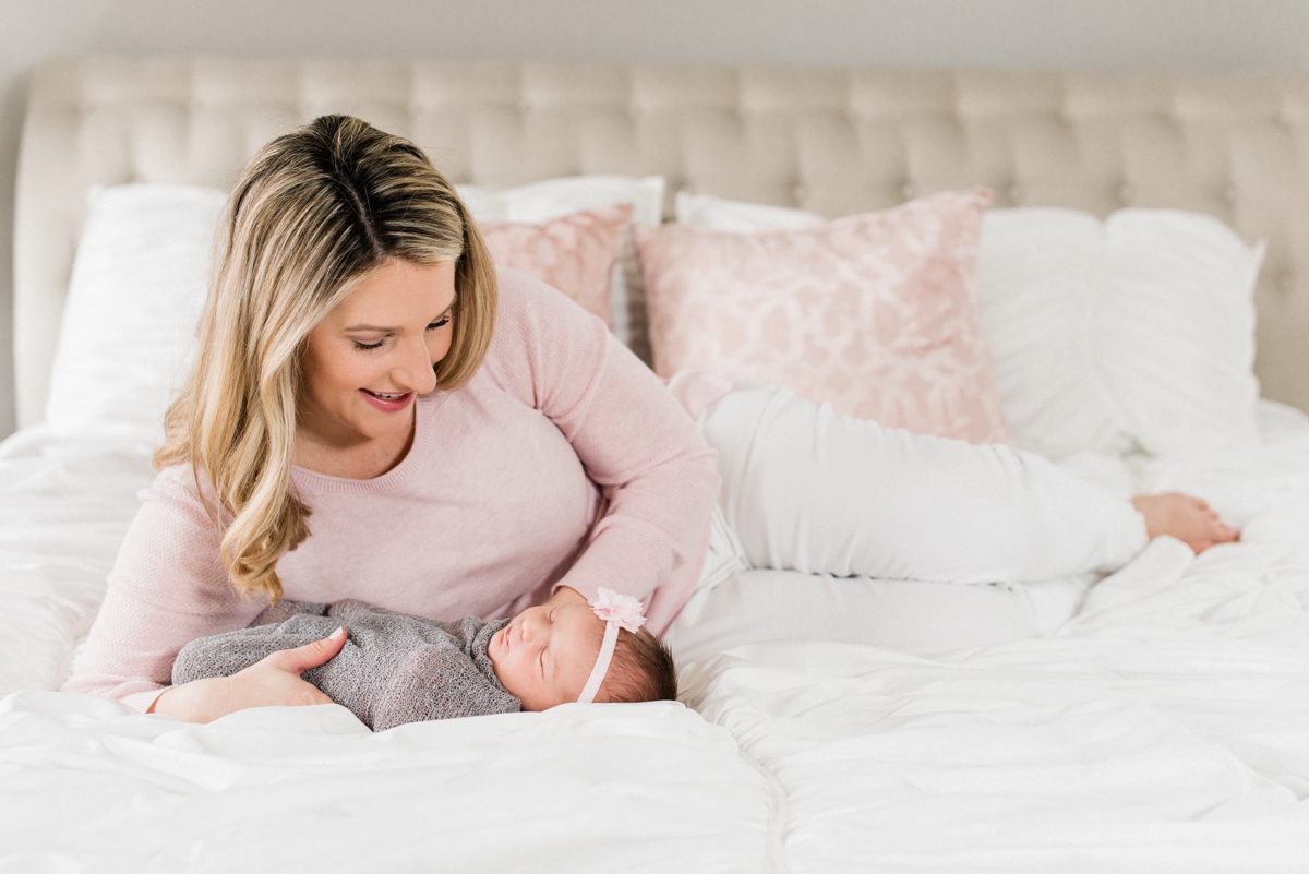 CHICAGO LIFESTYLE NEWBORN FAMILY PHOTOS - Brittany Bekas | Naples ...