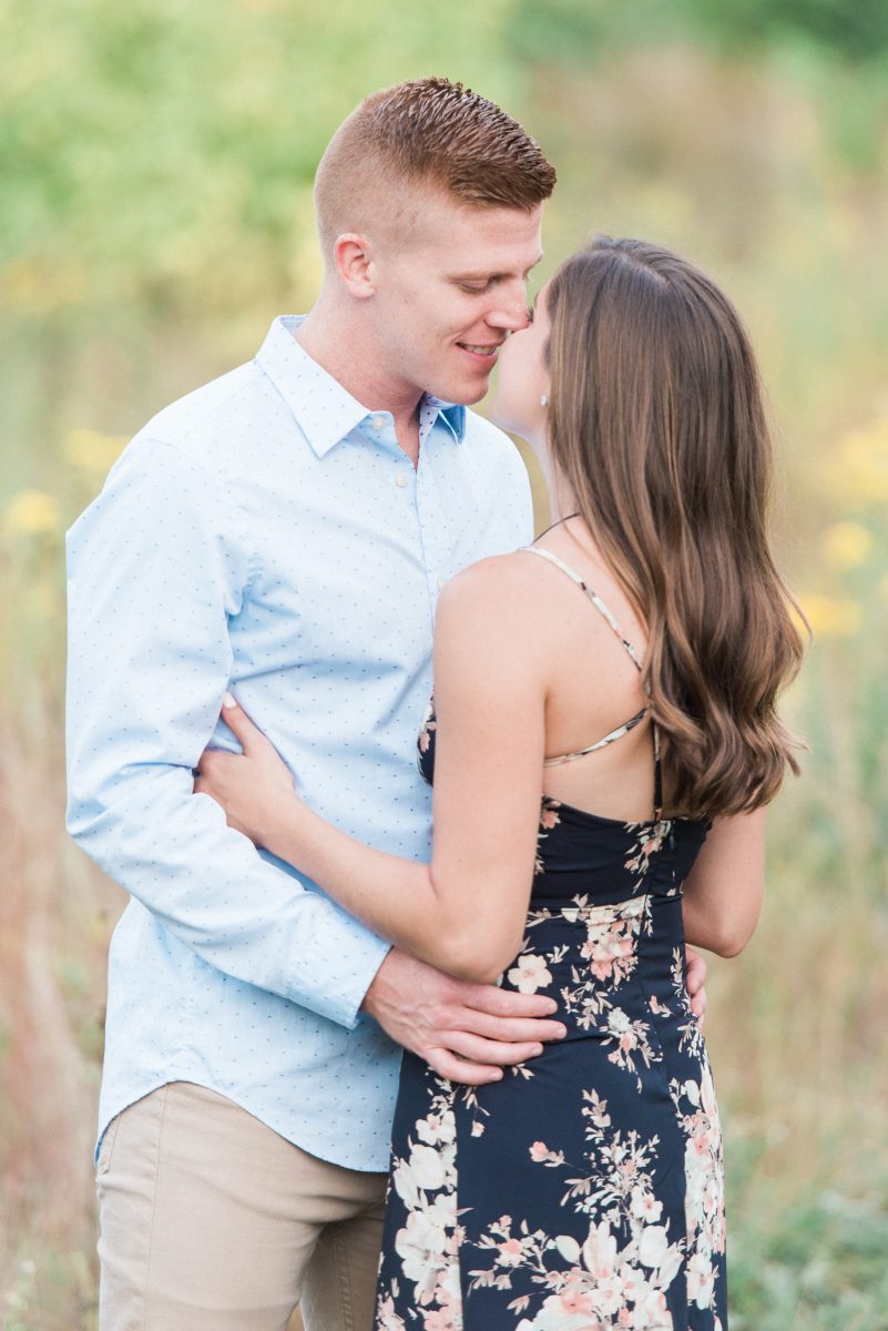 Chicago Light and Airy Engagement Photographer - What to wear Engagement Photos