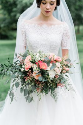 Light + Airy Chicago Wedding Photos at Bull Valley Golf Club-34