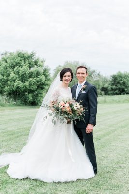 Light + Airy Chicago Wedding Photos at Bull Valley Golf Club-63