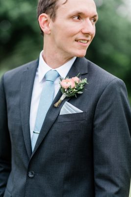 Light + Airy Chicago Wedding Photos at Bull Valley Golf Club-75