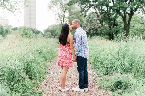 Lincoln Park Chicago Engagement Photos – Brittany Bekas Chicago Engagement Photographer-13