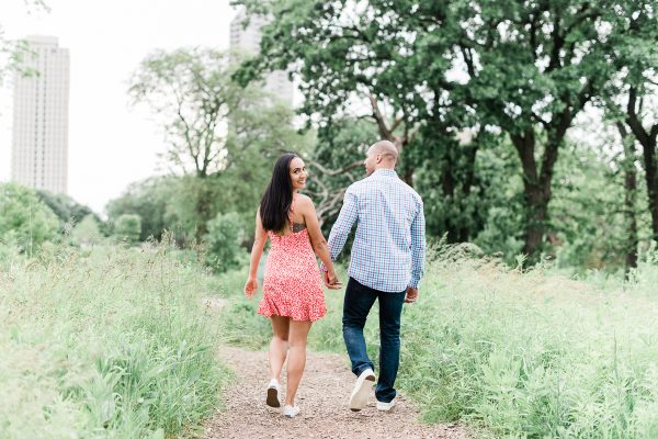 Lincoln Park Chicago Engagement Photos – Brittany Bekas Chicago Engagement Photographer-14