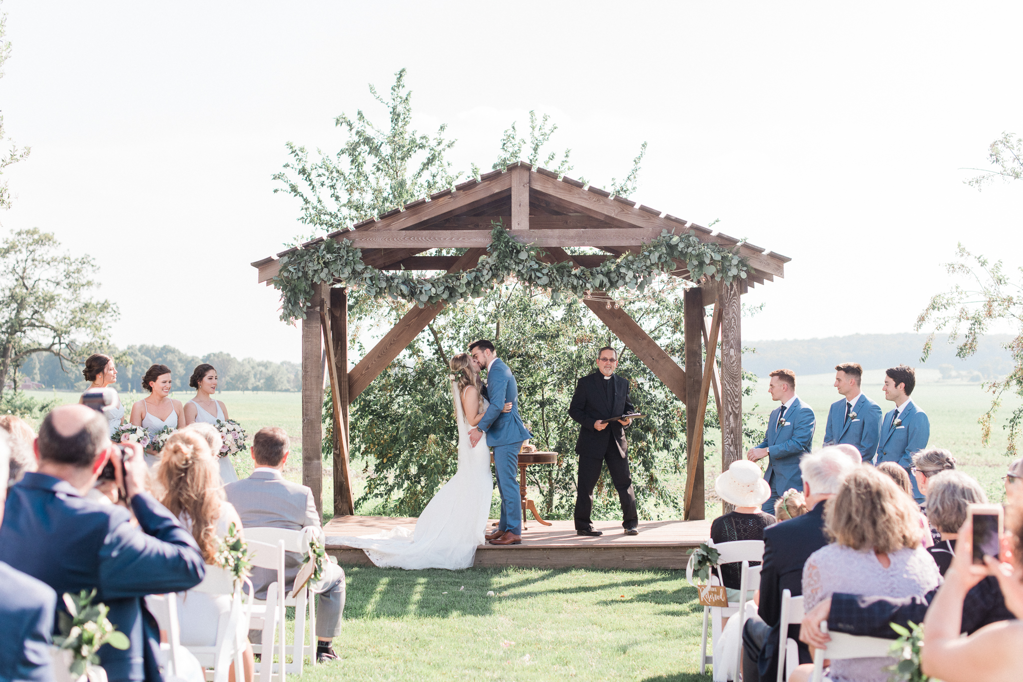 Outdoor Wedding Venues Light + Air Chicago Wedding and Engagement Photographer Emerson Creek Pottery + Tea Room Wedding Photos