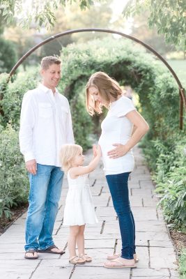 Chicago Light and Airy Lifestyle Family Photographer – Fabyan Forest Preserve Family Photos-4