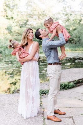 Light + Airy Chicago Family Lifestyle Photographer – Alfred Caldwell Lily Pool Family Photos-13