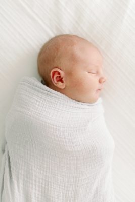 Chicago Lifestyle Family Newborn Photographer – In Home Chicago Suburb Family Photographer-42