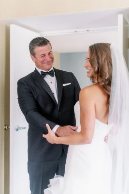 Fine Art Chicago Wedding Photographer – Renaissance Chicago Downtown Hotel Wedding Photos-17