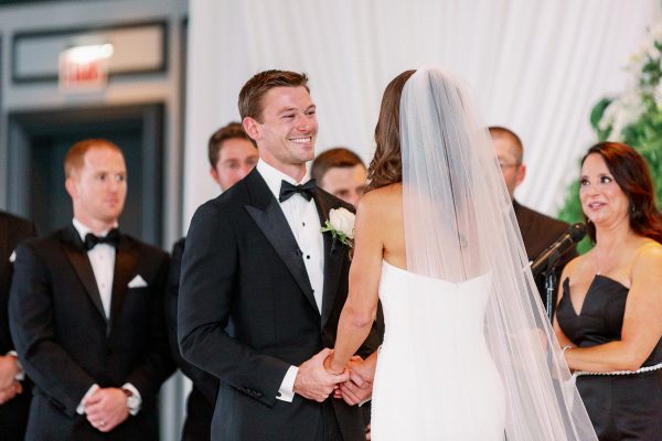 Fine Art Chicago Wedding Photographer – Renaissance Chicago Downtown Hotel Wedding Photos-70