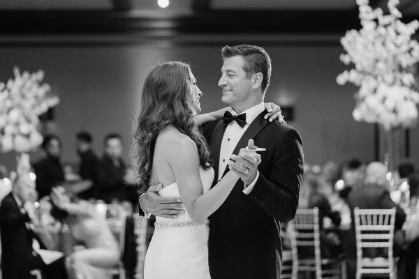 Fine Art Chicago Wedding Photographer – Renaissance Chicago Downtown Hotel Wedding Photos-98