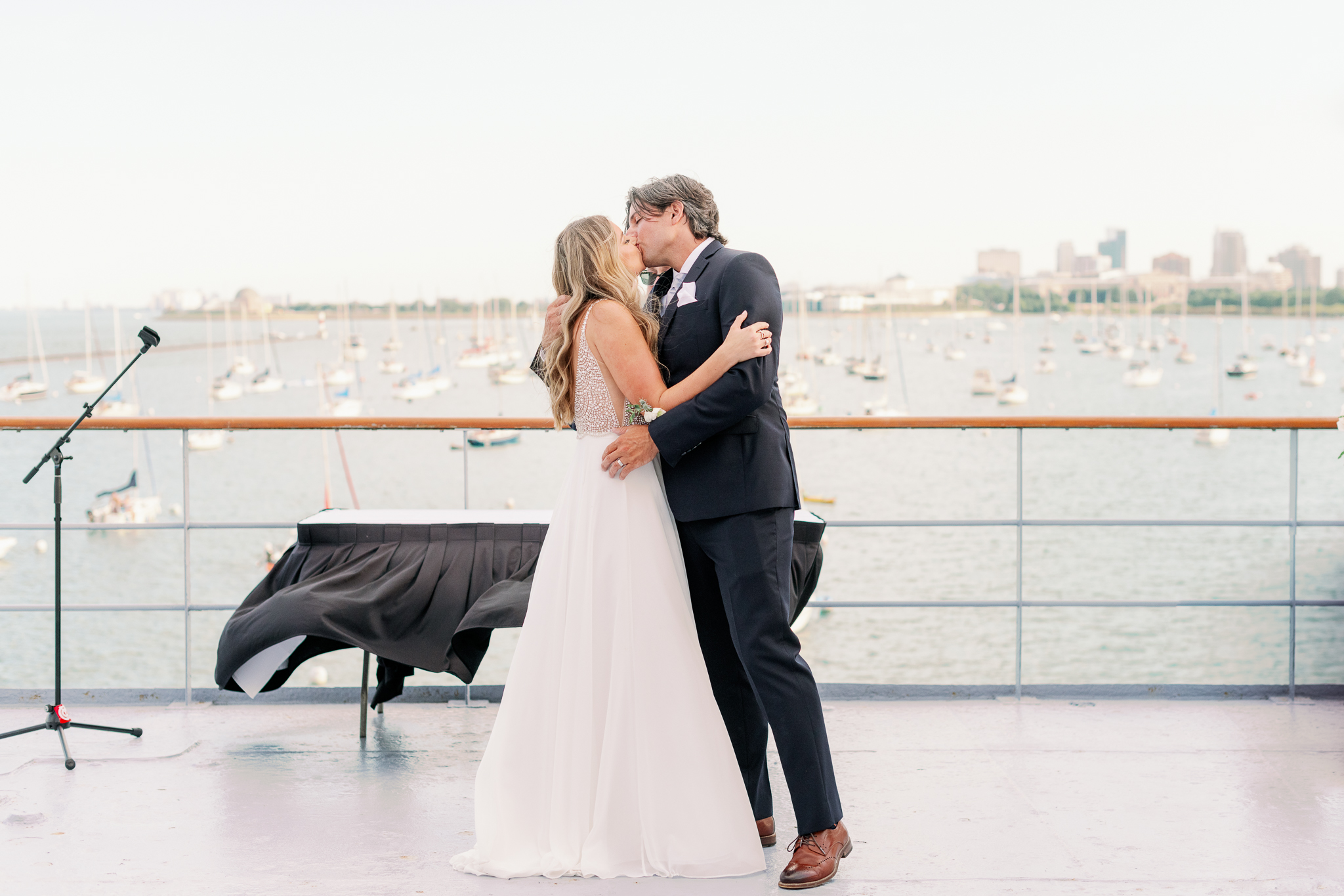 Intimate Chicago Wedding Elopement at Chicago Yacht Club-15