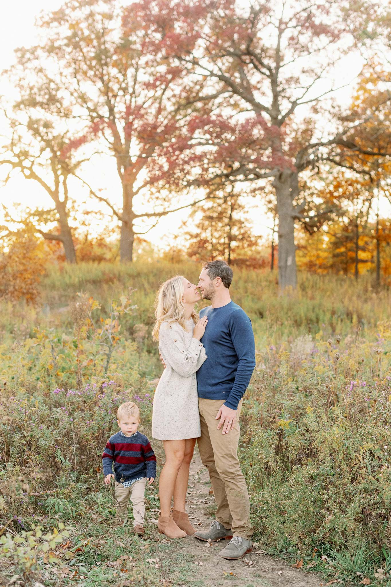 Hinsdale Lifestyle Family Photographer – Fine Art Chicago Family Photographer – Mayslake Forest Preserve-53
