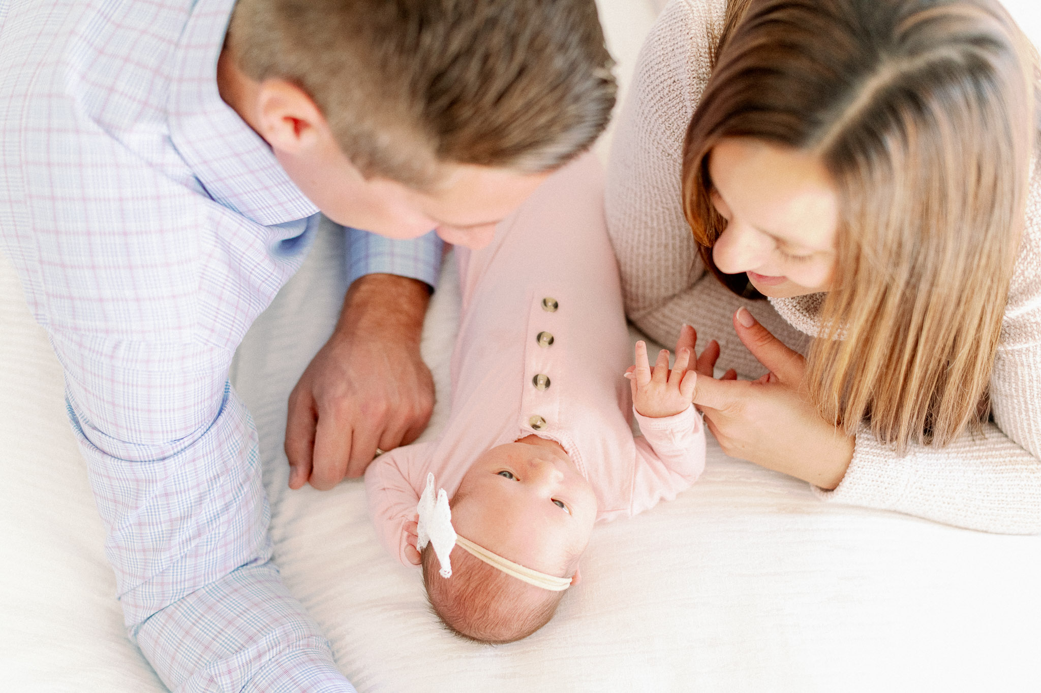 How to dress your newborn for their newborn photos - Chicago Naples Newborn Family Photographer
