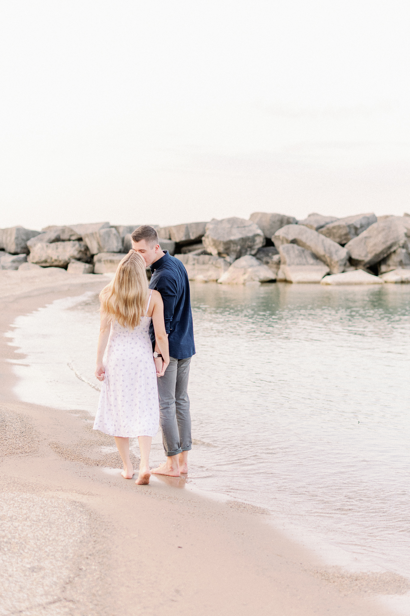 Chicago Engagement Photographer | Lake Forest Beach Photos