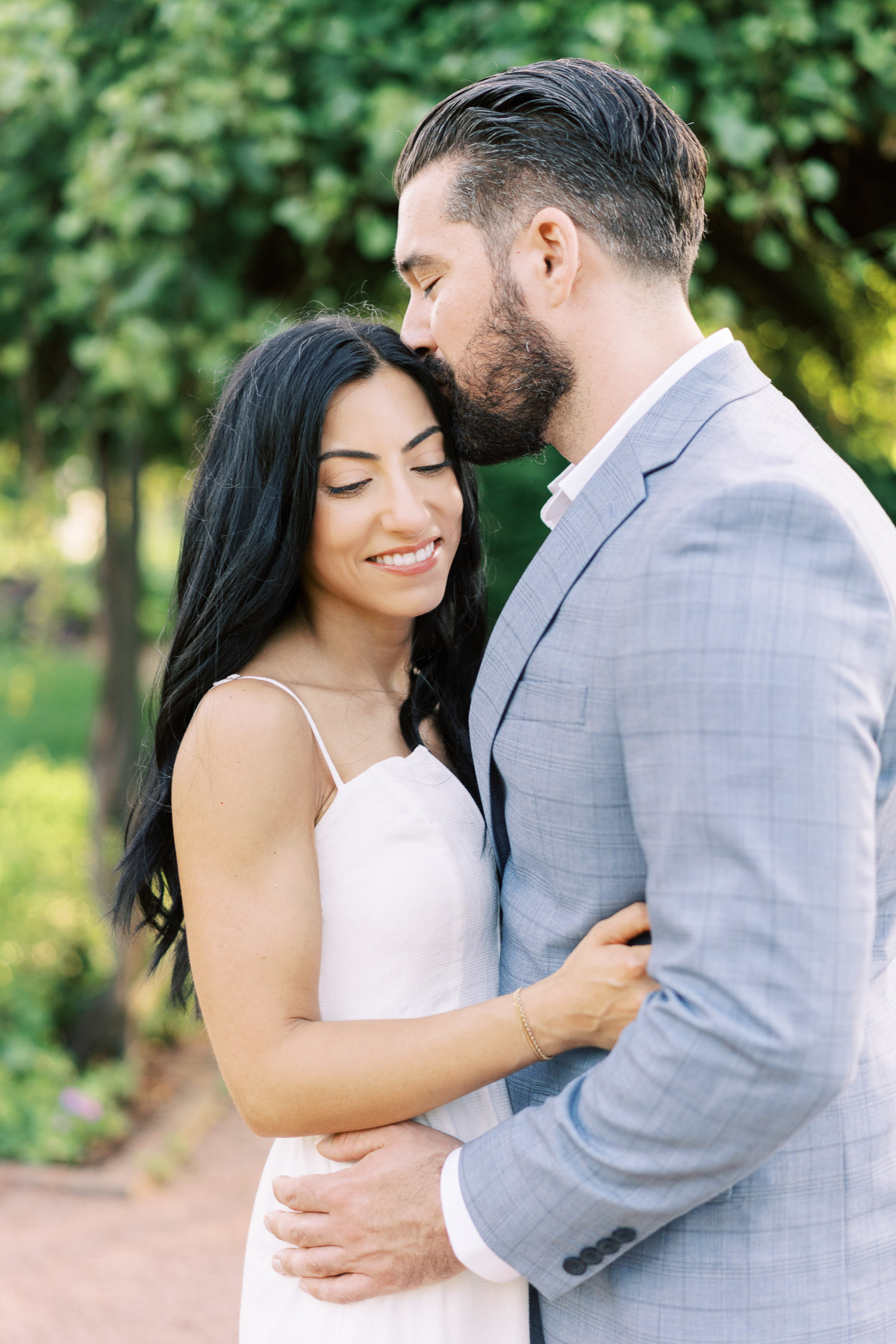 Romantic Cantigny Park Engagement Session in June